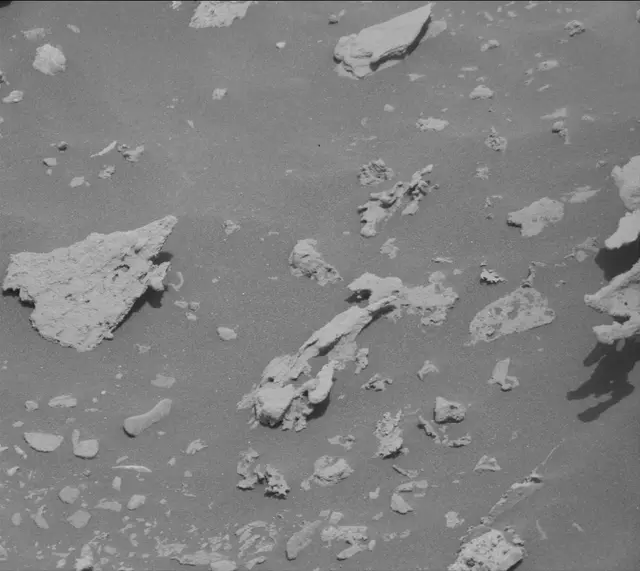 Sol 2693: Mast Camera (Mastcam)