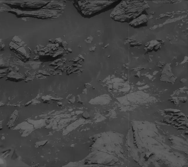 Sol 2695: Mast Camera (Mastcam)