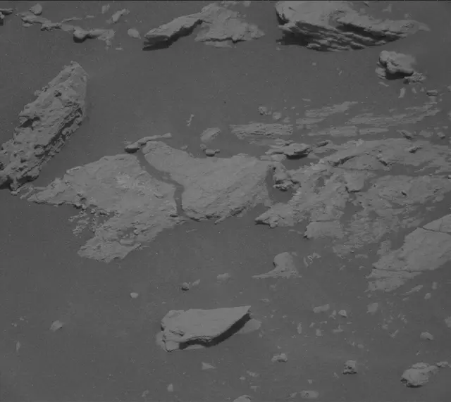 Sol 2695: Mast Camera (Mastcam)