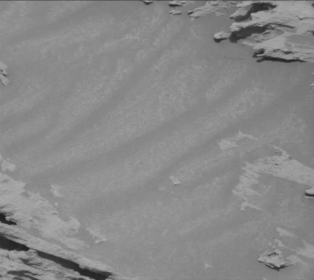 Sol 2695: Mast Camera (Mastcam)