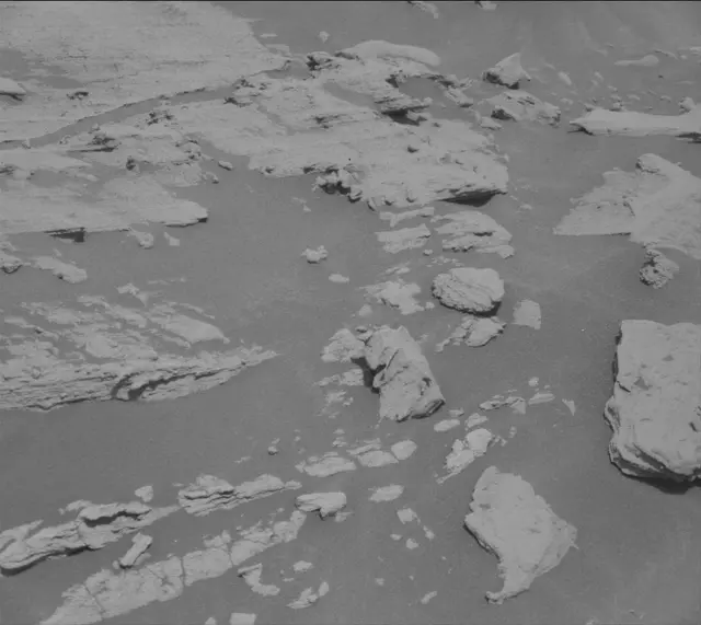 Sol 2695: Mast Camera (Mastcam)