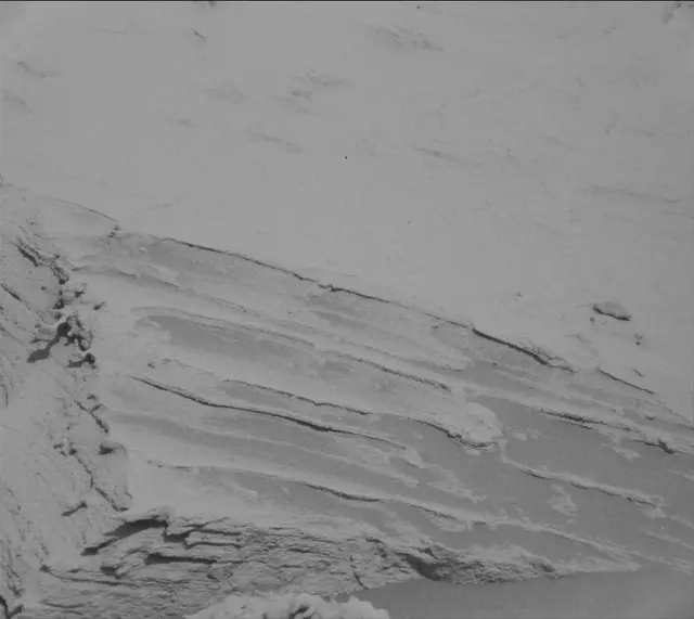 Sol 2695: Mast Camera (Mastcam)