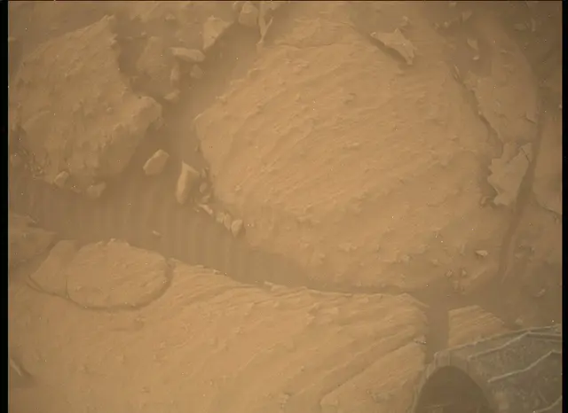 Sol 2695: Mars Descent Imager (MARDI)