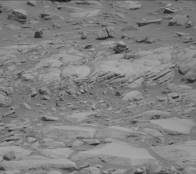 Sol 2696: Mast Camera (Mastcam)