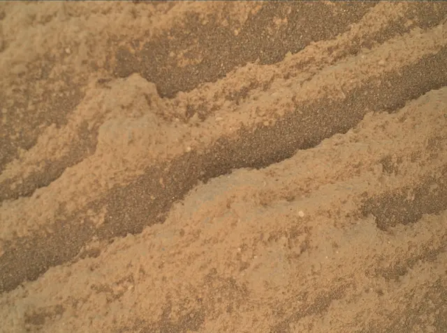Sol 2696: Mars Hand Lens Imager (MAHLI)