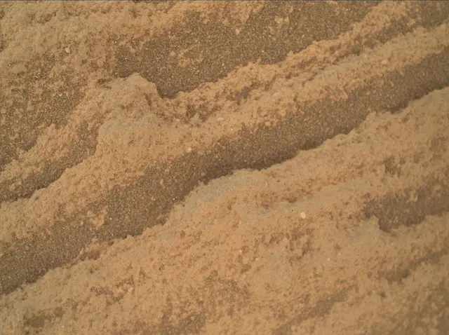 Sol 2696: Mars Hand Lens Imager (MAHLI)