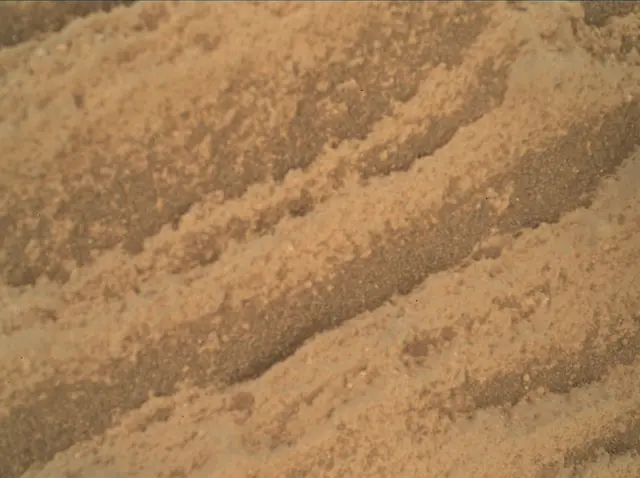 Sol 2696: Mars Hand Lens Imager (MAHLI)