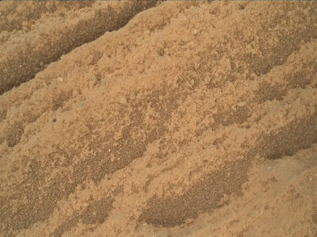 Sol 2696: Mars Hand Lens Imager (MAHLI)