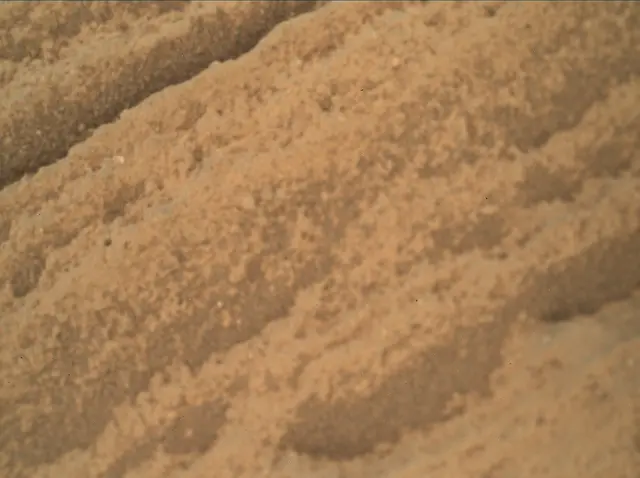 Sol 2696: Mars Hand Lens Imager (MAHLI)