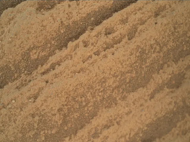 Sol 2696: Mars Hand Lens Imager (MAHLI)