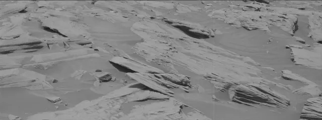 Sol 2697: Mast Camera (Mastcam)