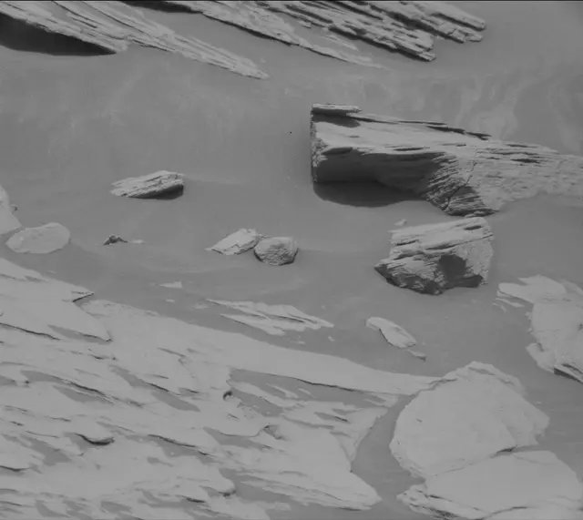 Sol 2697: Mast Camera (Mastcam)