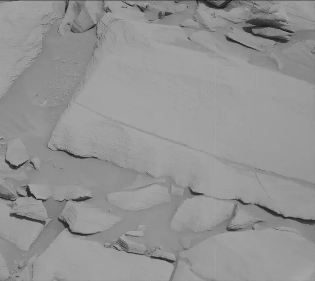 Sol 2698: Mast Camera (Mastcam)