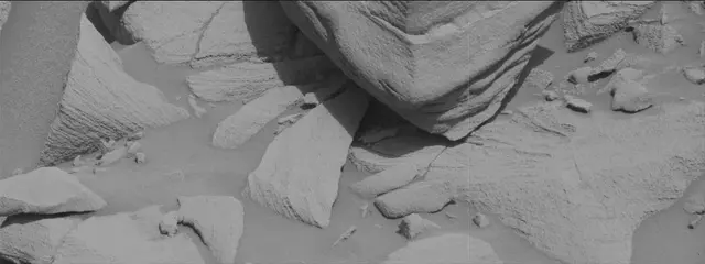 Sol 2699: Mast Camera (Mastcam)