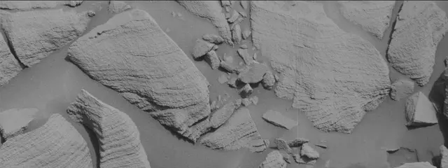 Sol 2699: Mast Camera (Mastcam)