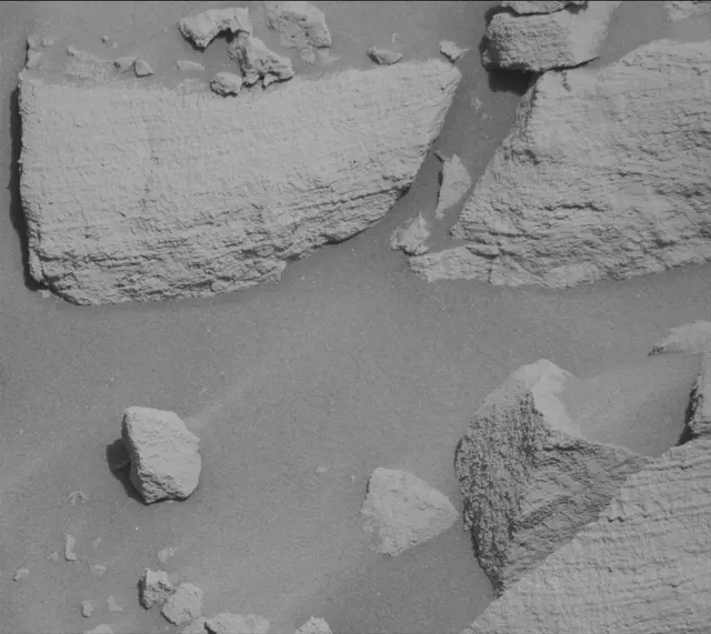 Sol 2699: Mast Camera (Mastcam)
