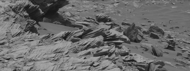 Sol 2700: Mast Camera (Mastcam)