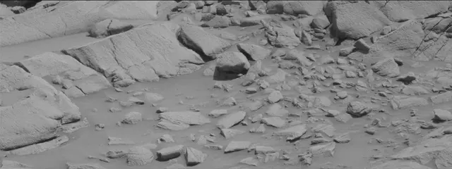 Sol 2700: Mast Camera (Mastcam)