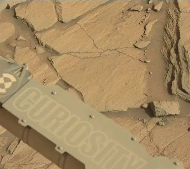 Sol 2700: Mast Camera (Mastcam)