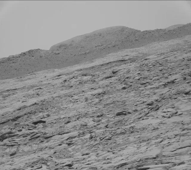 Sol 2700: Mast Camera (Mastcam)