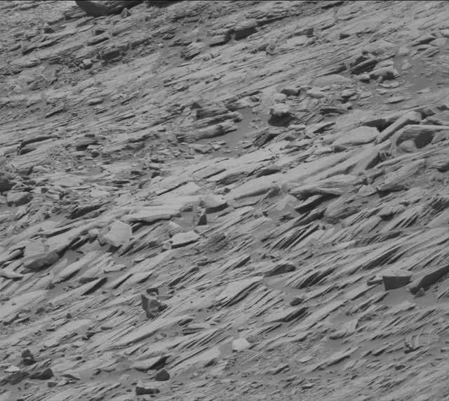 Sol 2700: Mast Camera (Mastcam)
