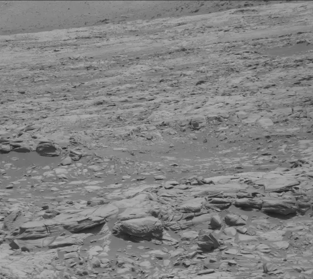 Sol 2700: Mast Camera (Mastcam)