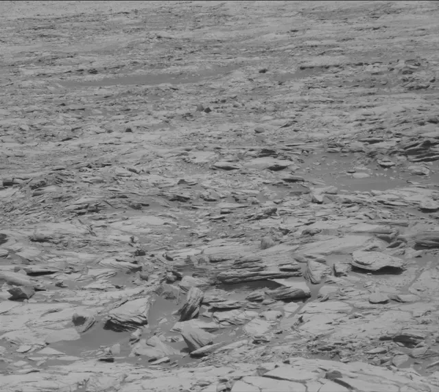 Sol 2700: Mast Camera (Mastcam)