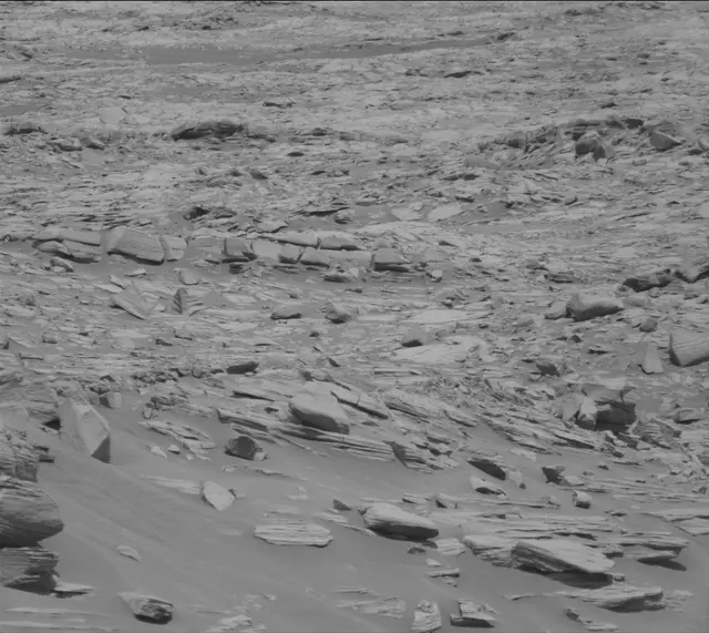 Sol 2700: Mast Camera (Mastcam)