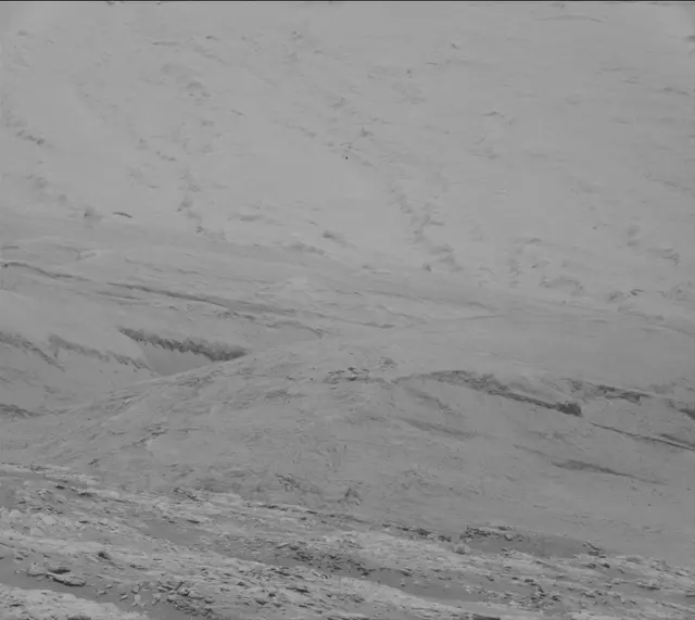 Sol 2700: Mast Camera (Mastcam)
