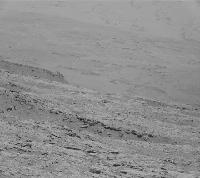 Sol 2700: Mast Camera (Mastcam)
