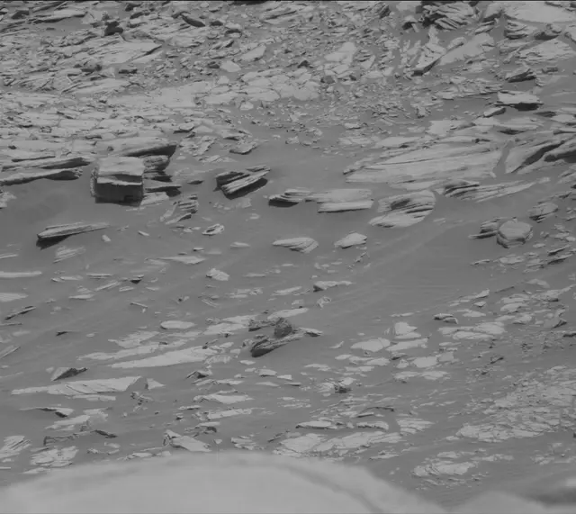 Sol 2700: Mast Camera (Mastcam)