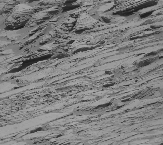 Sol 2700: Mast Camera (Mastcam)