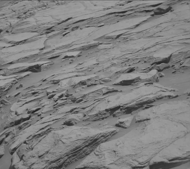 Sol 2700: Mast Camera (Mastcam)