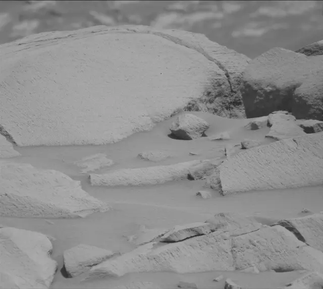 Sol 2700: Mast Camera (Mastcam)