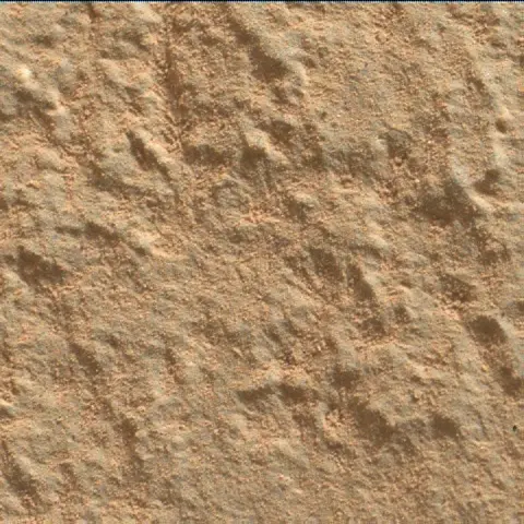 Sol 2701: Mars Hand Lens Imager (MAHLI)