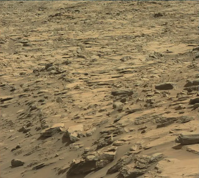Sol 2702: Mast Camera (Mastcam)