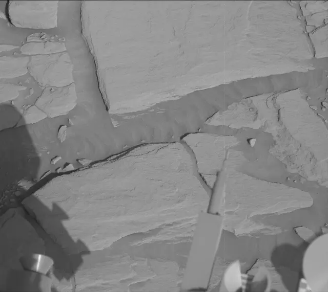 Sol 2702: Mast Camera (Mastcam)