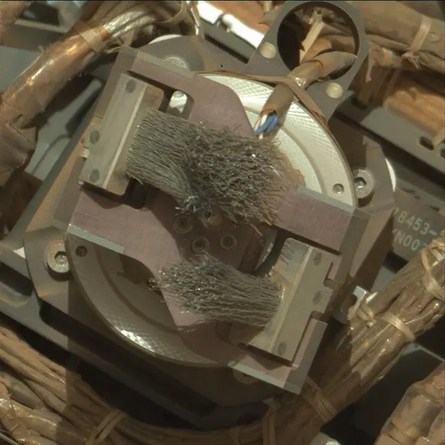 Sol 2703: Mast Camera (Mastcam)