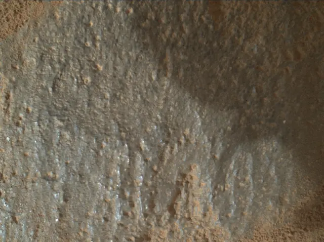 Sol 2703: Mars Hand Lens Imager (MAHLI)