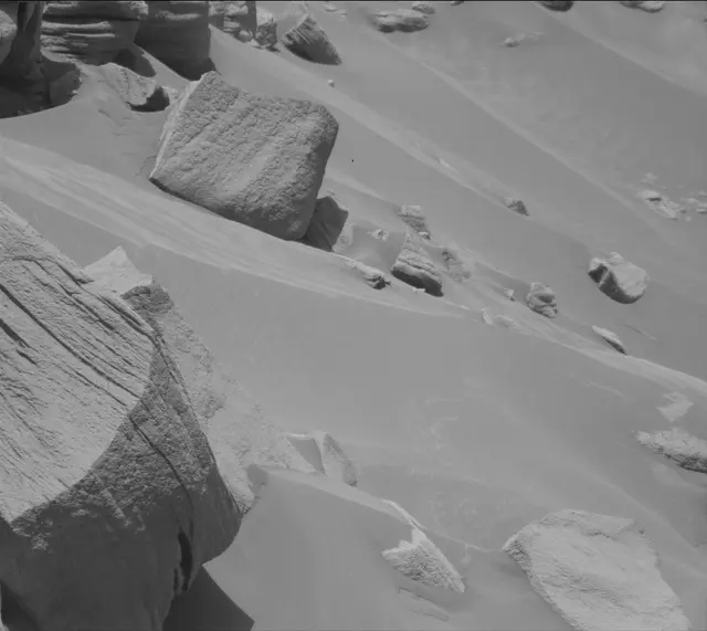 Sol 2705: Mast Camera (Mastcam)