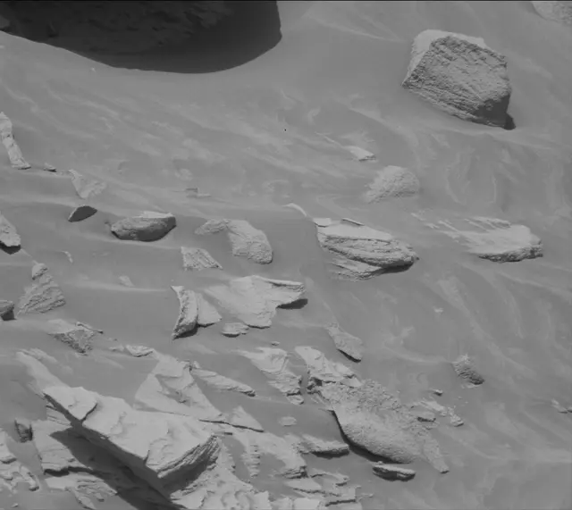 Sol 2705: Mast Camera (Mastcam)