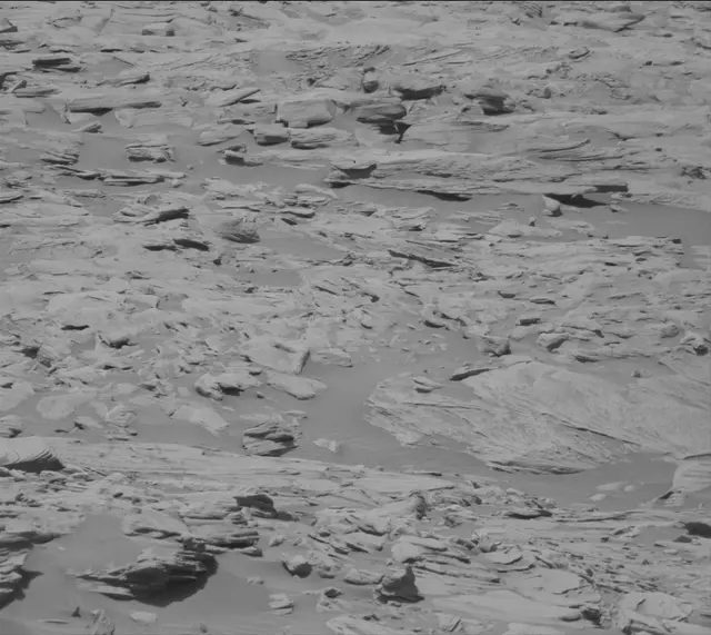 Sol 2706: Mast Camera (Mastcam)
