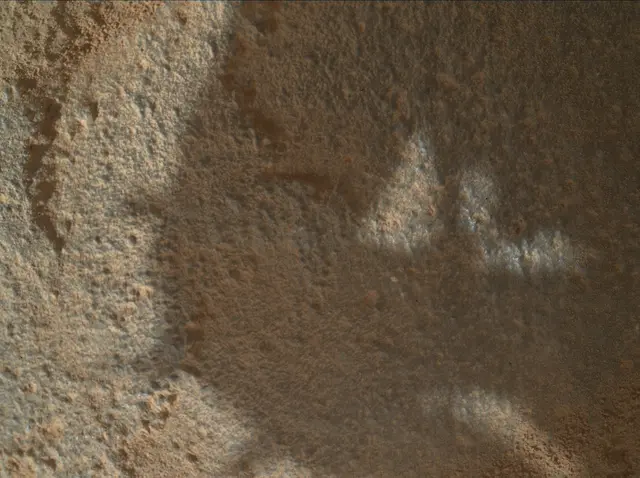 Sol 2706: Mars Hand Lens Imager (MAHLI)