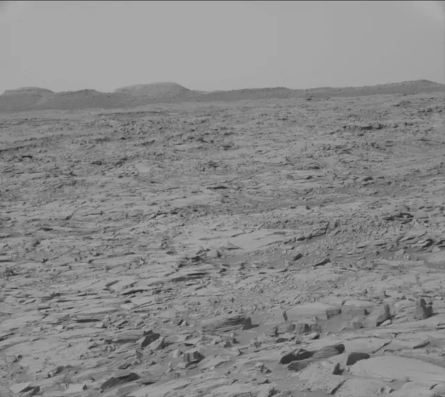 Sol 2711: Mast Camera (Mastcam)