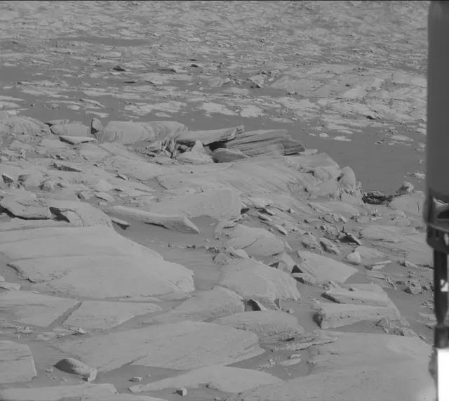 Sol 2711: Mast Camera (Mastcam)