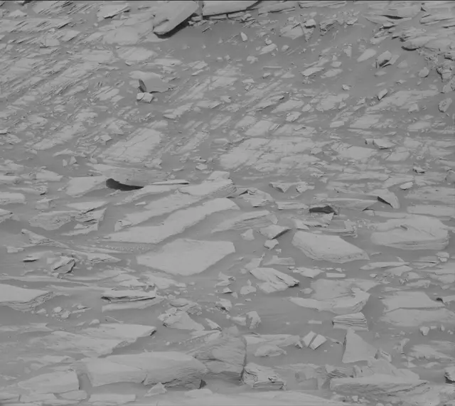 Sol 2711: Mast Camera (Mastcam)