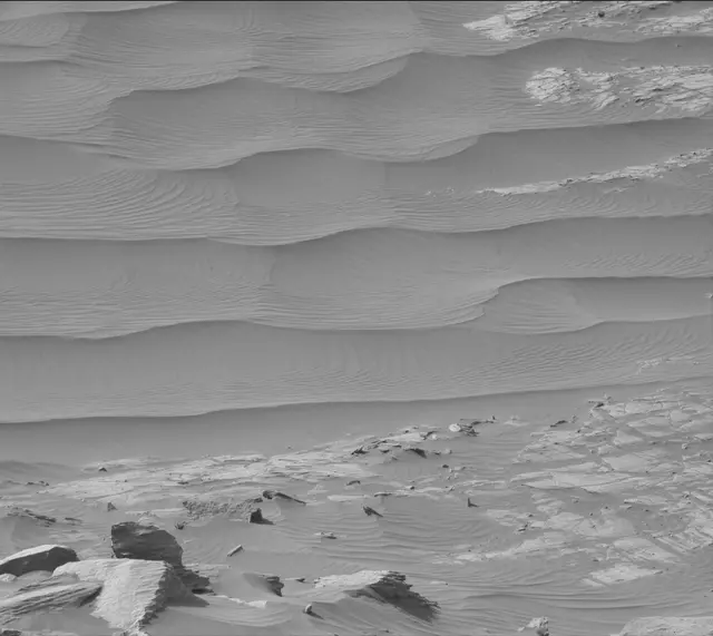 Sol 2711: Mast Camera (Mastcam)