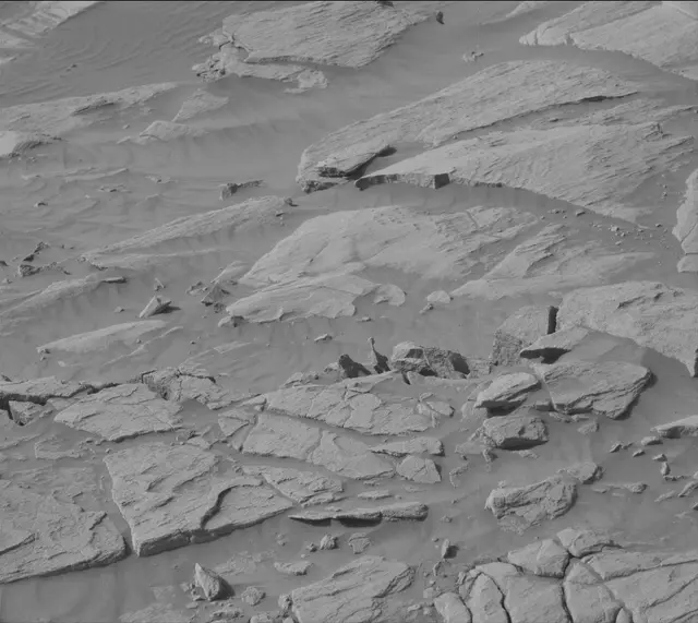 Sol 2711: Mast Camera (Mastcam)