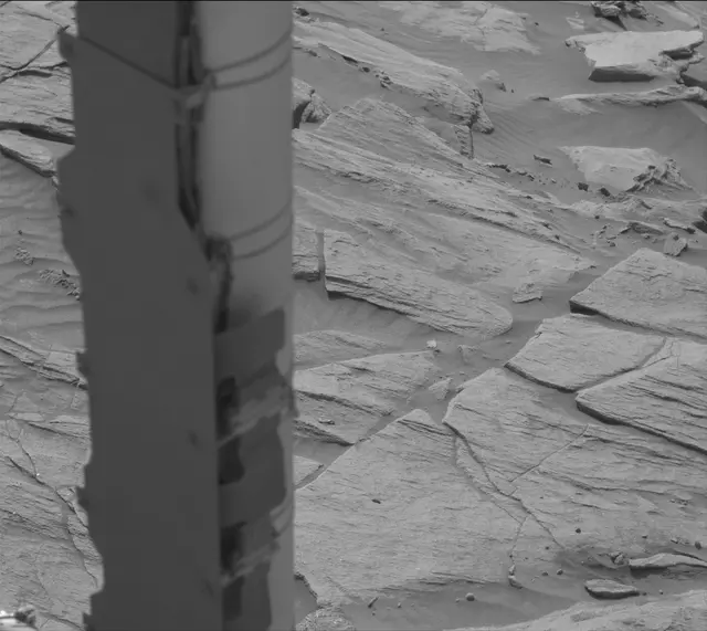 Sol 2711: Mast Camera (Mastcam)