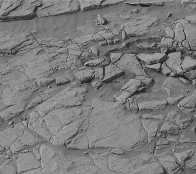 Sol 2711: Mast Camera (Mastcam)